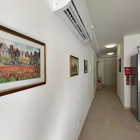 New, Airy And Spacious In Apartment *