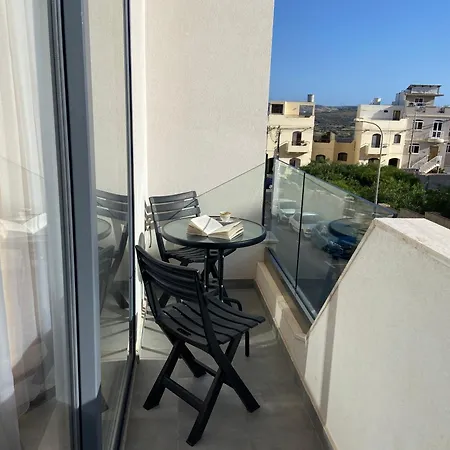 New, Airy And Spacious In Apartment *