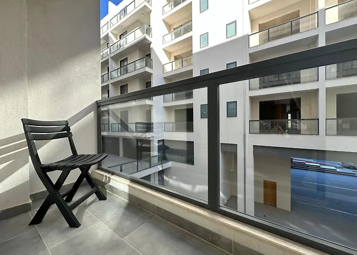 شقة New, Airy And Spacious In *