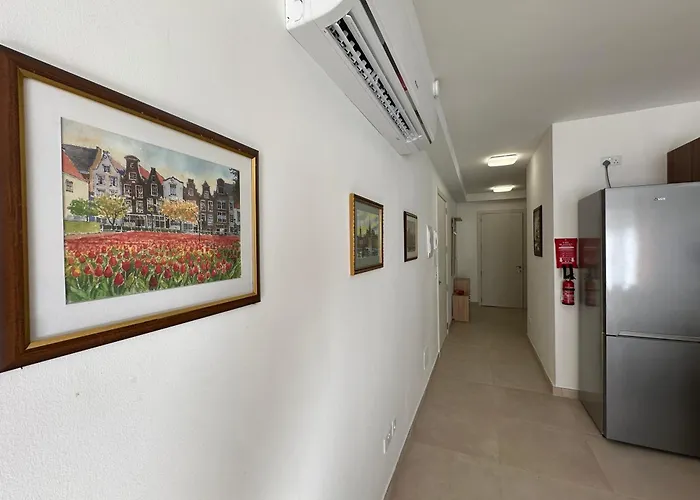 New, Airy And Spacious In شقة *