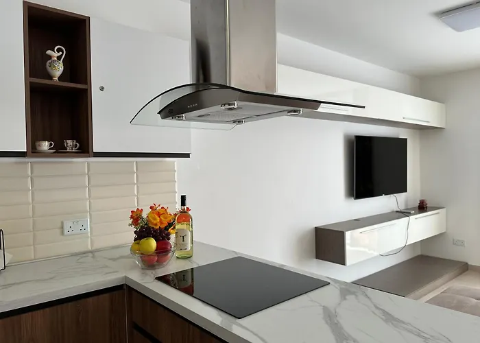 New, Airy And Spacious In شقة المليحة