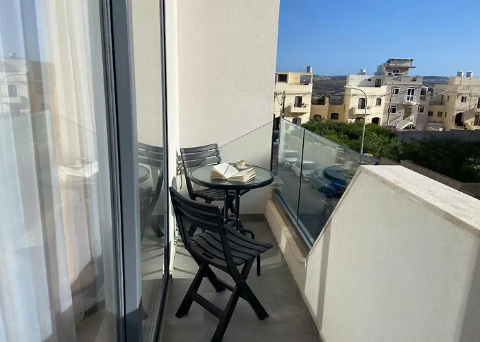 New, Airy And Spacious In شقة *